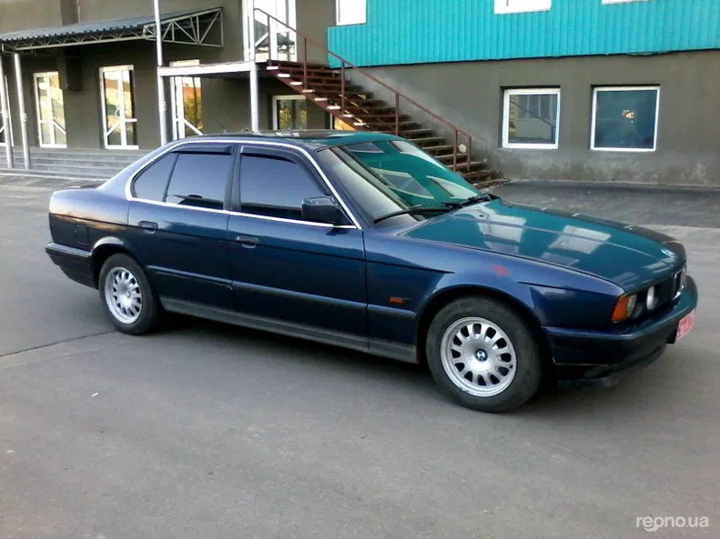 BMW 5 серии 1989