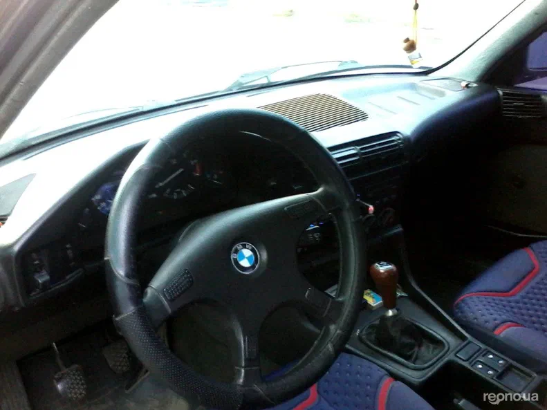 BMW 5 серія 1989 - 9