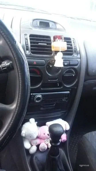 Mitsubishi Carisma 1997