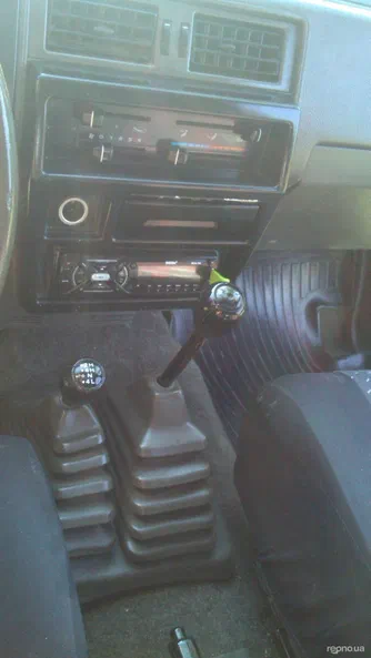 Nissan Terrano 1990 - 19