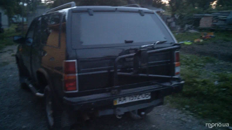 Nissan Terrano 1990 - 5