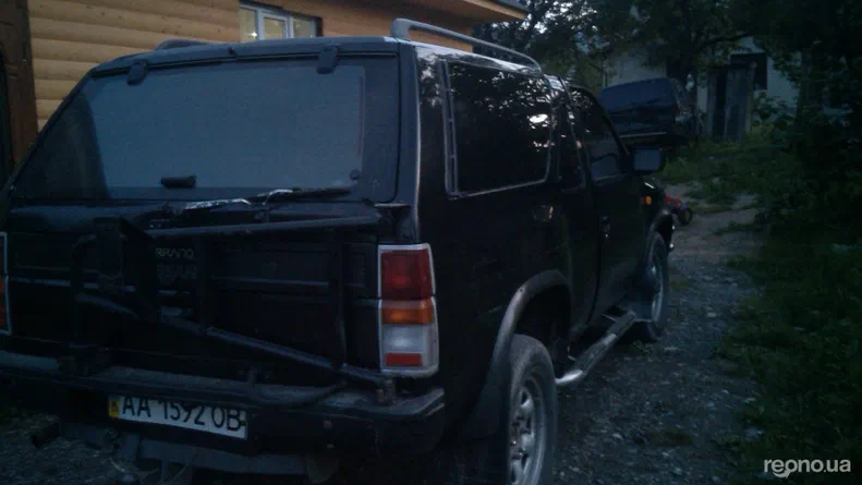 Nissan Terrano 1990 - 10