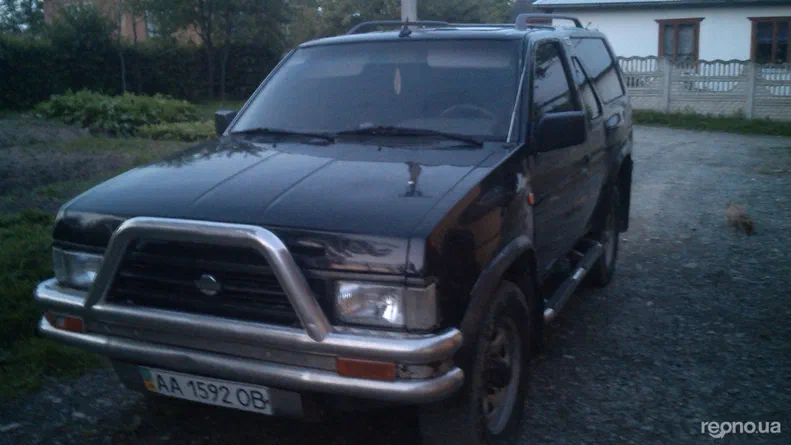 Nissan Terrano 1990 - 25