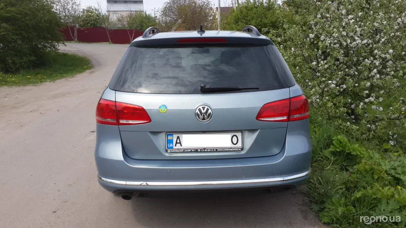 Volkswagen Passat 2011 - 8
