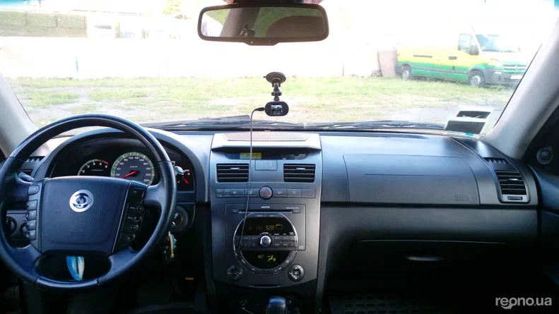 SsangYong Rexton 2010 - 7