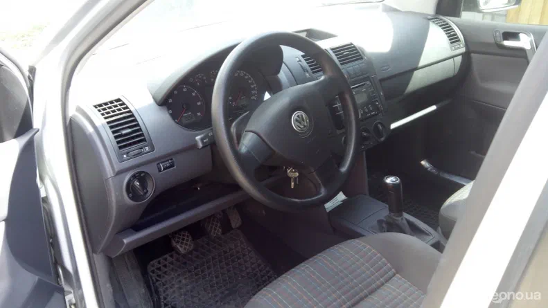 Volkswagen Polo 2008 - 5