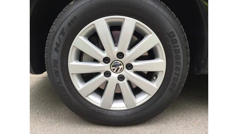 Volkswagen Multivan 2010 - 25