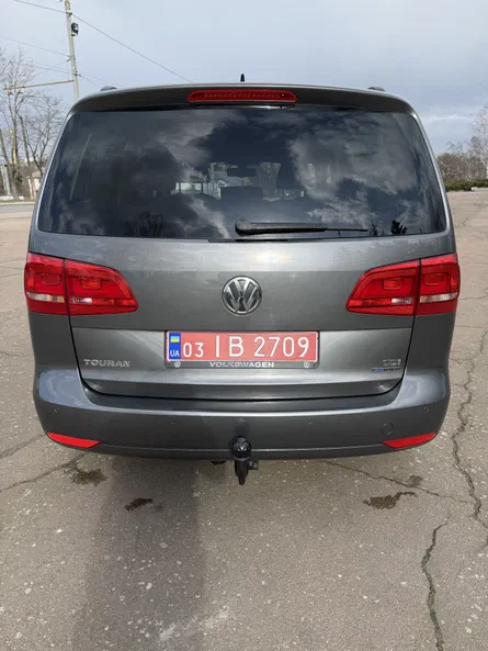 Volkswagen Touran 2011 - 12