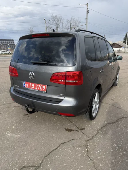 Volkswagen Touran 2011 - 5