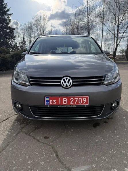Volkswagen Touran 2011 - 3