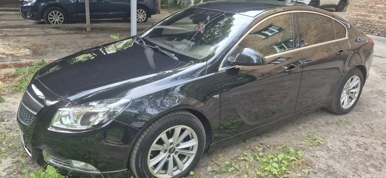 Opel Insignia 2011 - 1