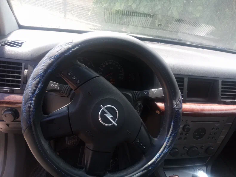 Opel Vectra 2002 - 10