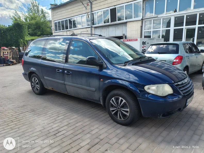 Chrysler Voyager 2004 - 1