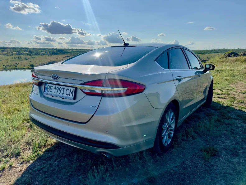 Ford Fusion (North America) 2017 - 8