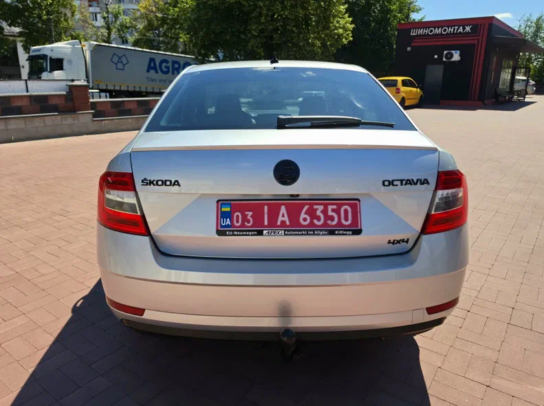Skoda Octavia 2017 - 14
