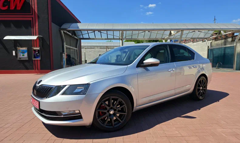 Skoda Octavia 2017 - 10