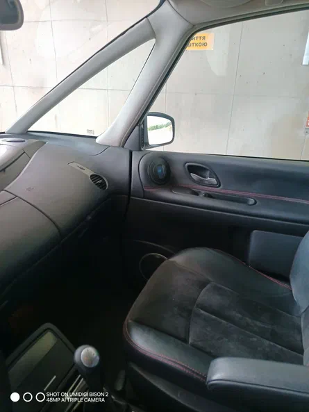 Renault Espace 2010 - 11