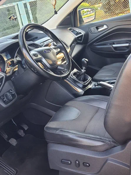 Ford Kuga 2015 - 4