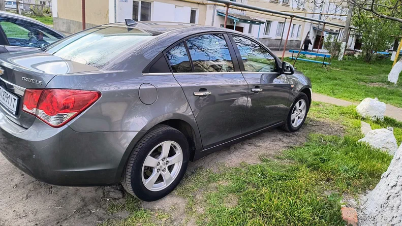 Chevrolet Cruze 2009 - 6