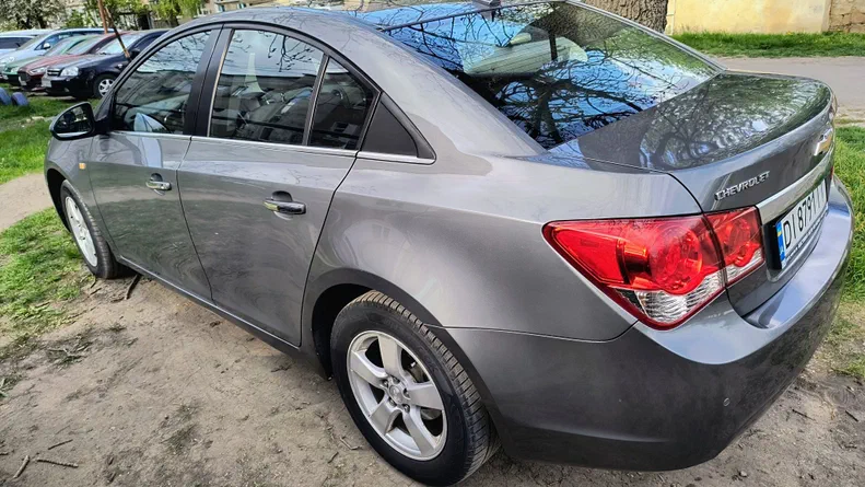 Chevrolet Cruze 2009 - 5