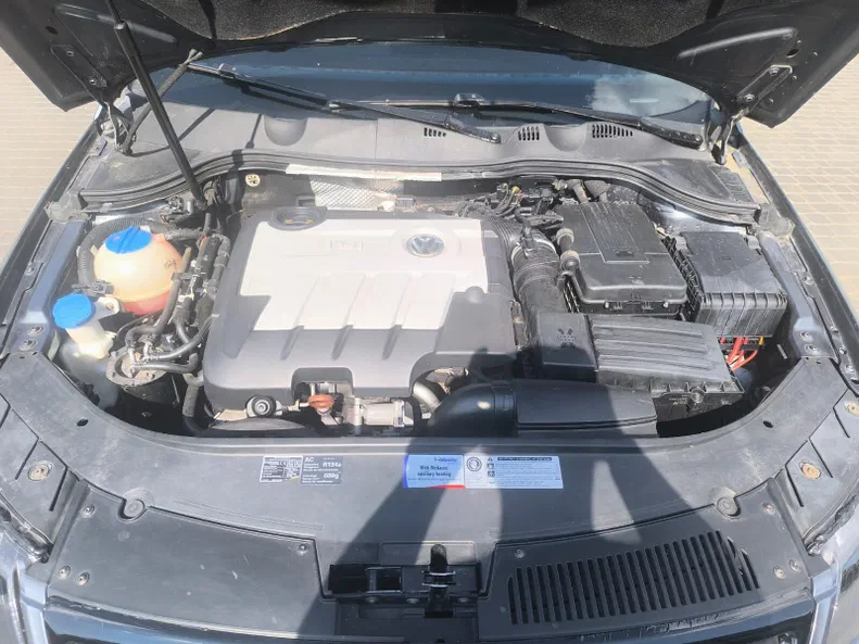Volkswagen Passat 2009 - 9