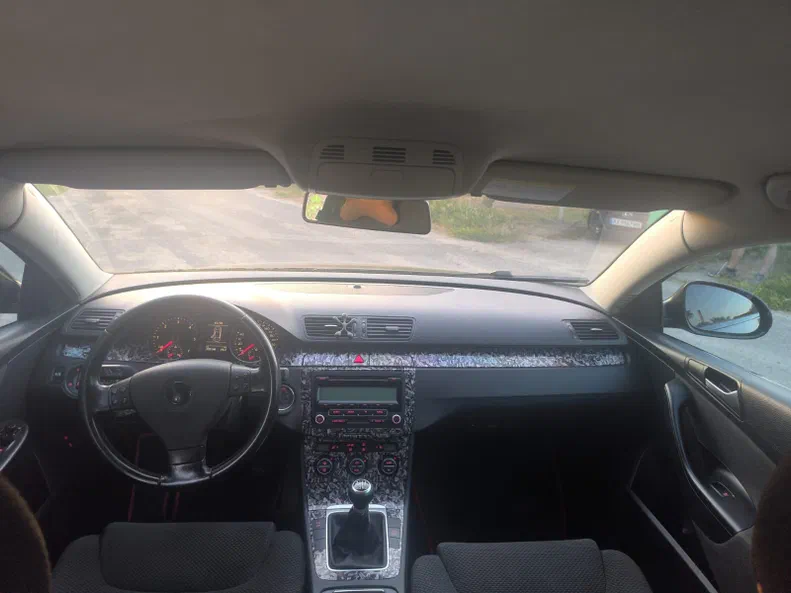 Volkswagen Passat 2009 - 7