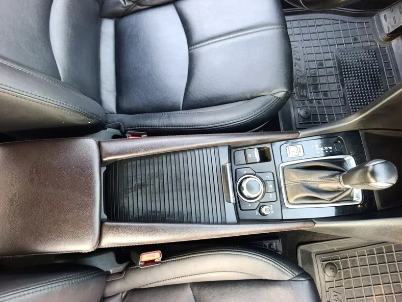 Mazda 3 2016 - 9