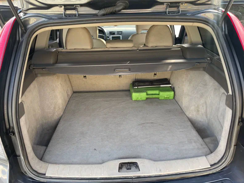 Volvo V50 2011 - 10
