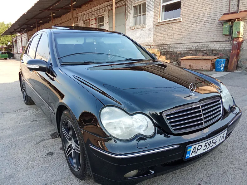 Mercedes-Benz C-Клас 2000 - 5