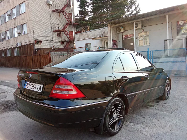 Mercedes-Benz C-Клас 2000 - 2