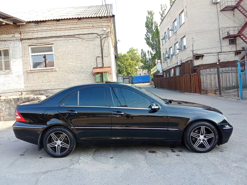 Mercedes-Benz C-Клас 2000 - 7