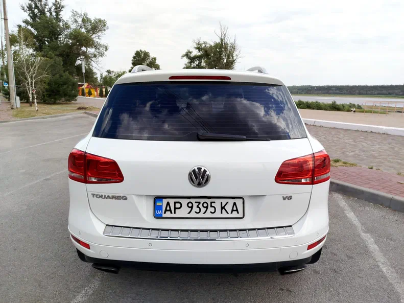 Volkswagen Touareg 2012 - 3