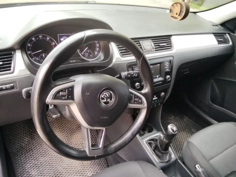 Skoda Rapid 2016 - 7