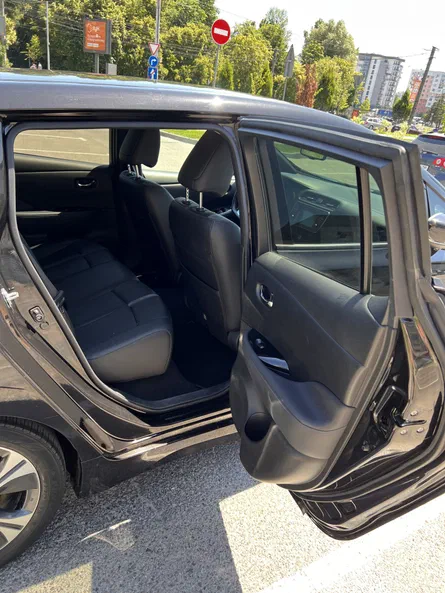 Nissan Leaf 2019 - 8