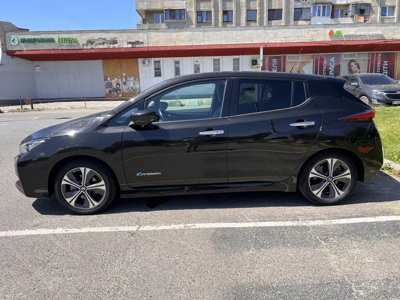 Nissan Leaf 2019 - 3