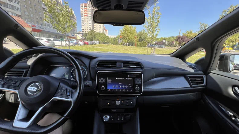 Nissan Leaf 2019 - 11