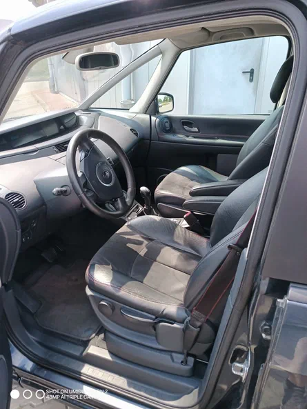 Renault Espace 2010 - 1