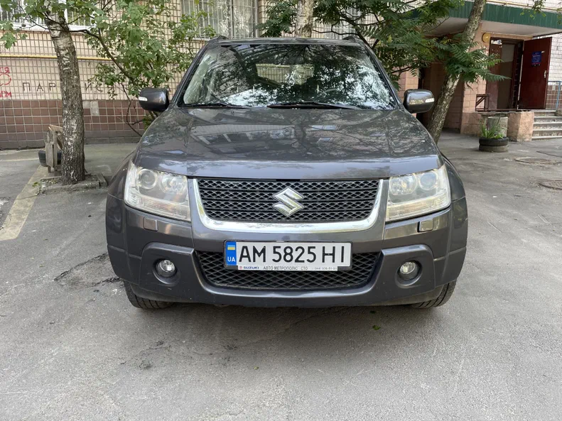 Suzuki Grand Vitara 2012 - 5