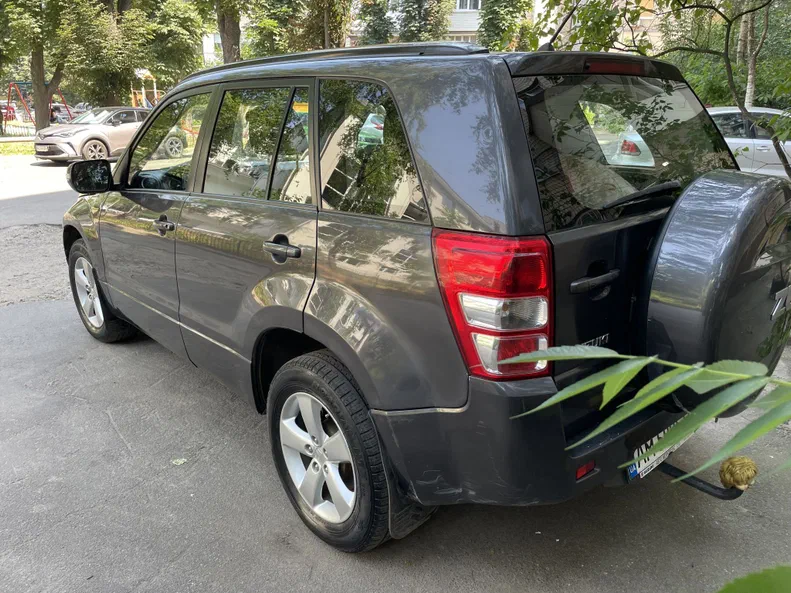 Suzuki Grand Vitara 2012 - 1