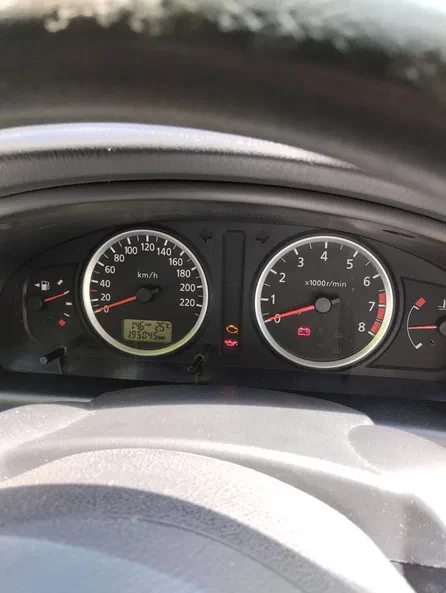 Nissan Almera 2003 - 5
