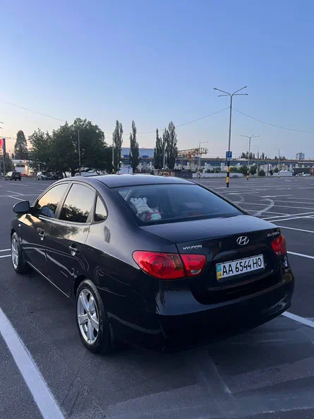 Hyundai Elantra 2008 - 3