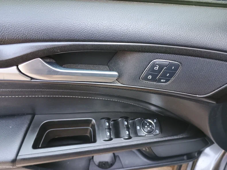 Ford Fusion (North America) 2017 - 11