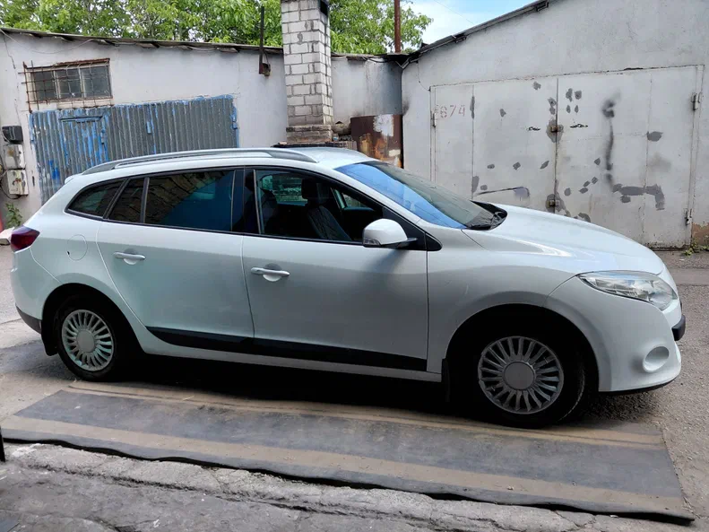 Renault Megane 2010 - 1