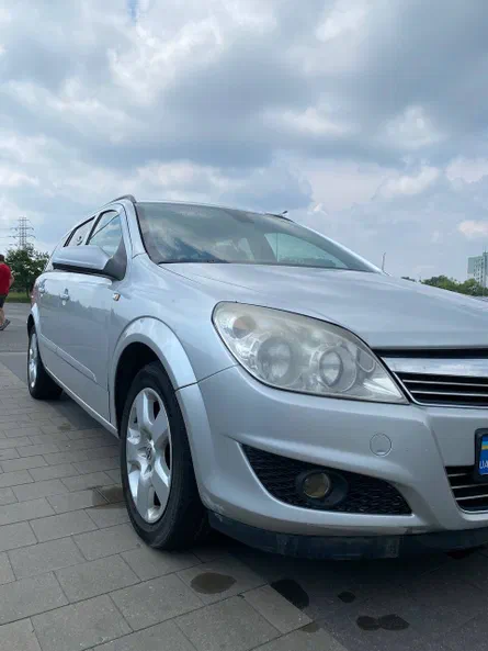 Opel Astra 2008 - 10