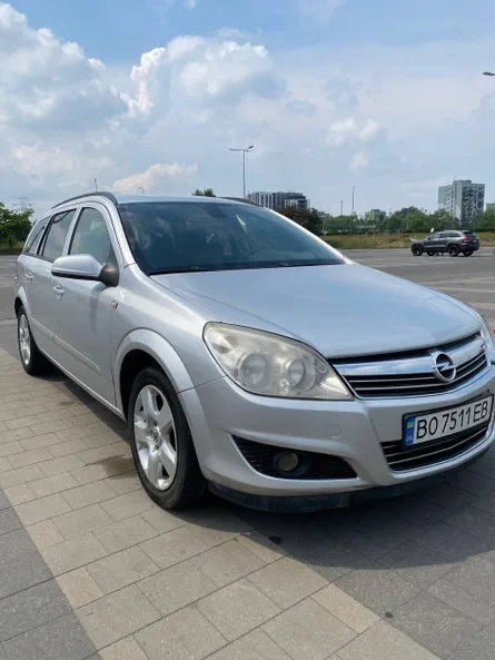 Opel Astra 2008 - 8