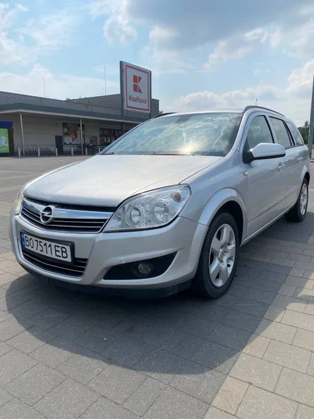 Opel Astra 2008 - 28