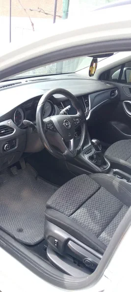 Opel Astra 2016 - 10