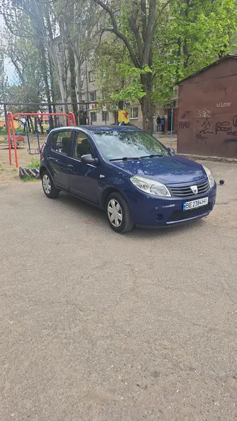 Dacia Sandero 2009 - 1