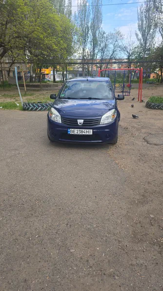 Dacia Sandero 2009 - 10