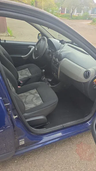 Dacia Sandero 2009 - 5